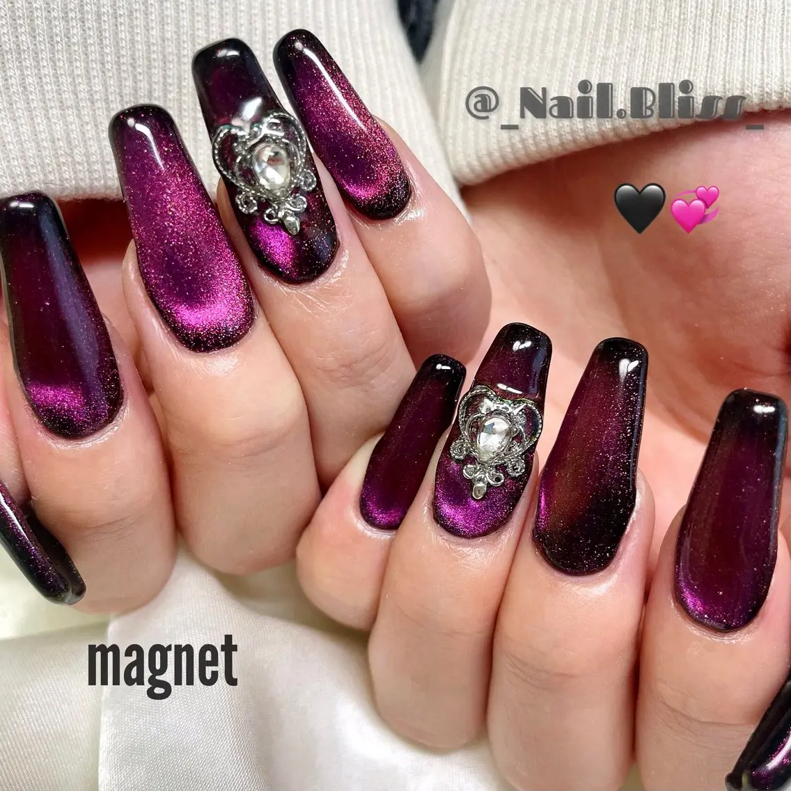 ネイル マグネットネイル ビー玉ネイル ハンドネイル NAIL BLISSのネイルデザイン