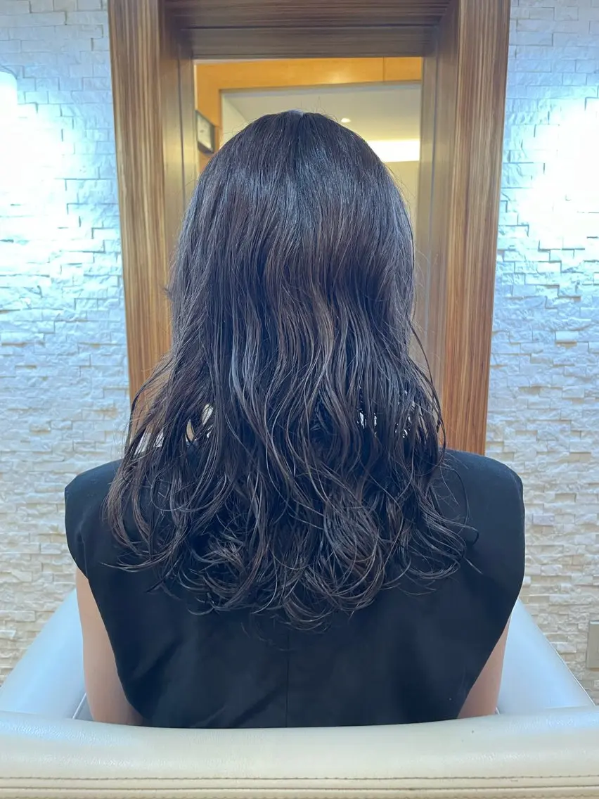 ロング パーマ 本多 美羽のネイルデザイン