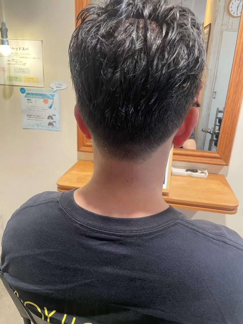 メンズ 刈り上げ salo 田中 秀明のヘアスタイル
