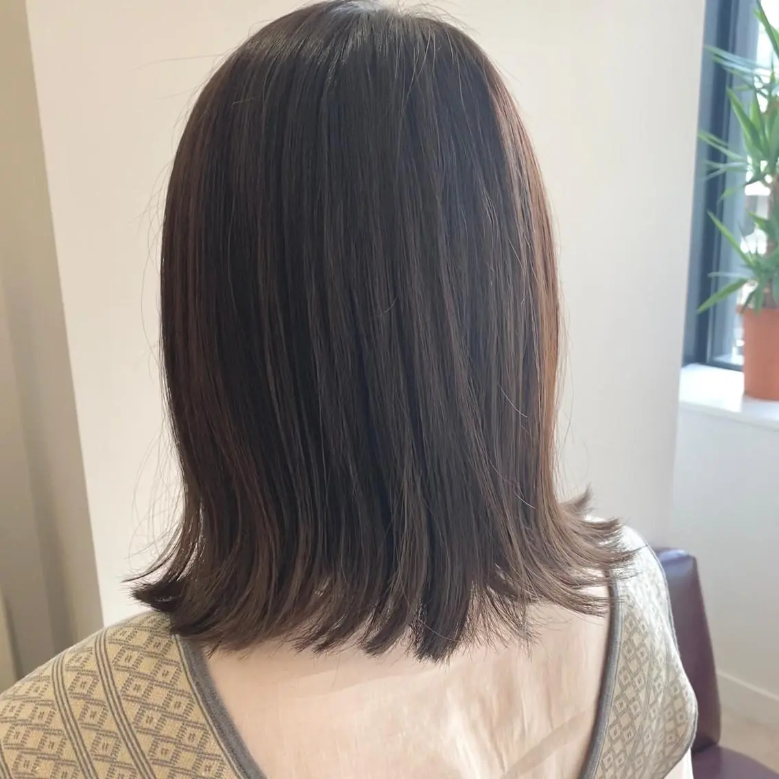 ミディアム カット ヘアカラー 吉原 みえのヘアスタイル