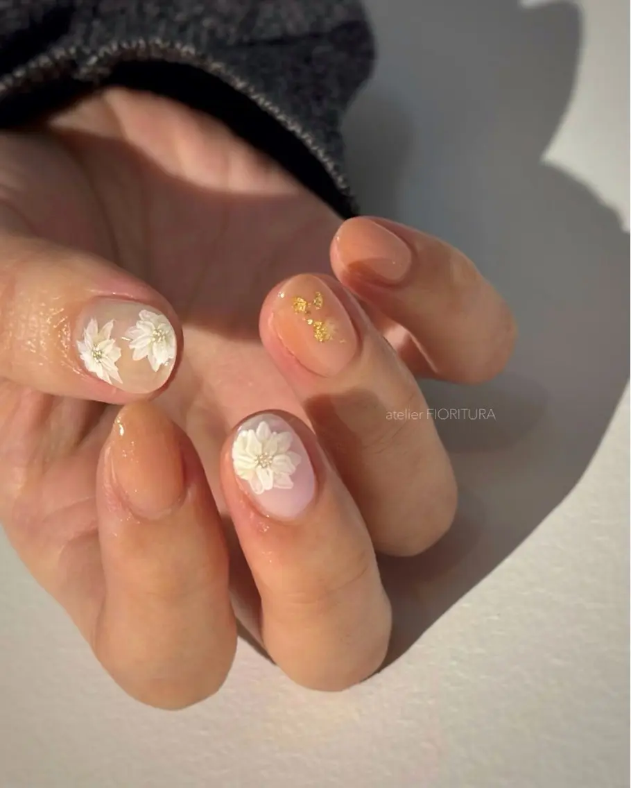 ネイル アートネイル フラワーネイル ハンドネイル FIORITURA Maikoのネイルデザイン