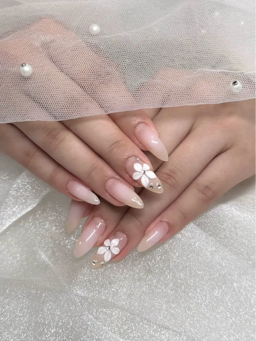 ネイル ハンドネイル Hal nail Nanamiのネイルデザイン