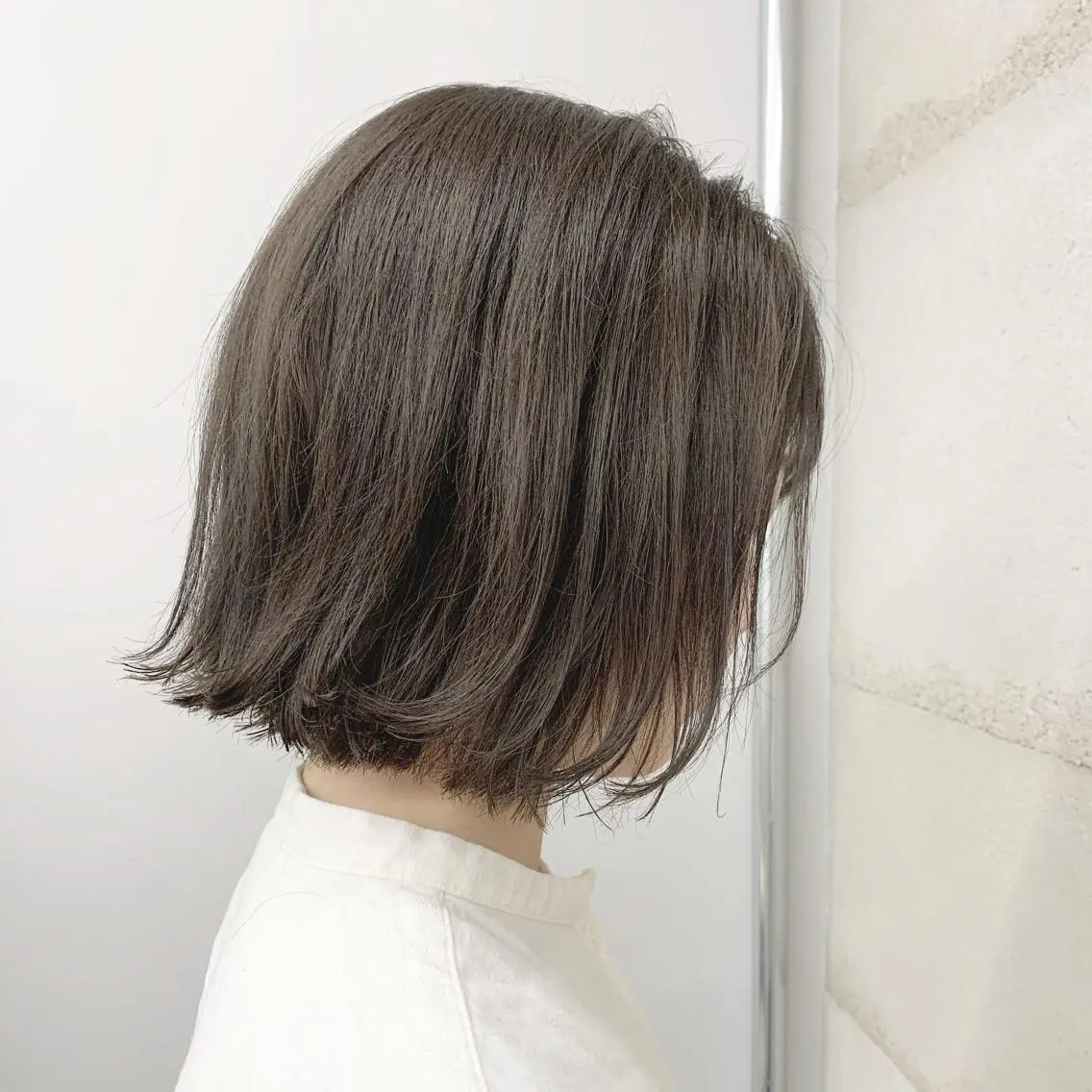 ショート カラー 透明感/オリーブ/ グレージュ/YUKAのヘアスタイル