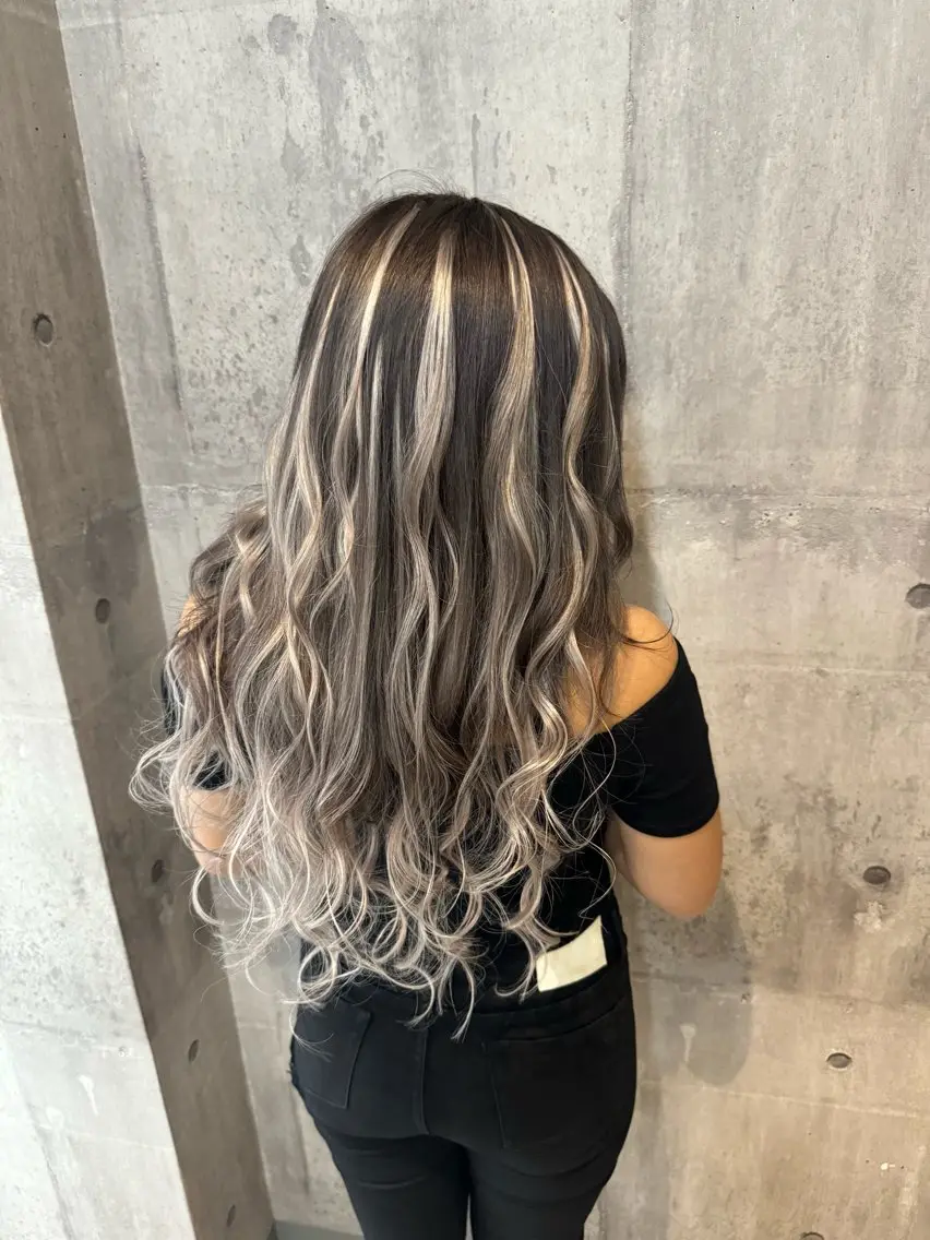 ロング カラー ボブ/レイヤーカット KENのヘアスタイル