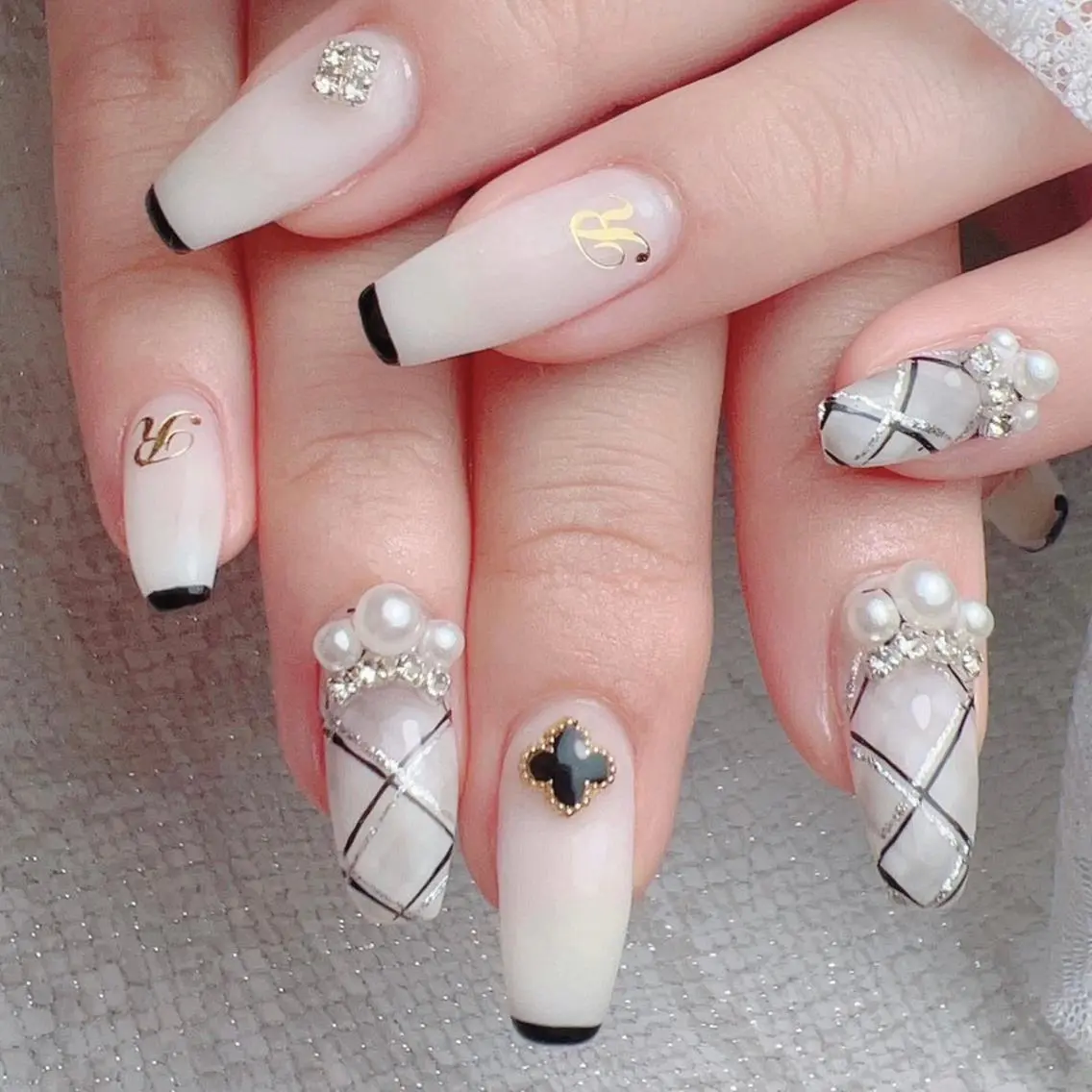 ネイル フレンチネイル Nail lieNのネイルデザイン