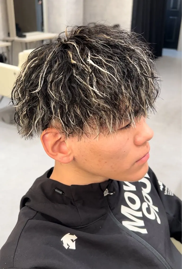 ショート カラー パーマ メンズ カット ヘアカラー メンズサロン リョウタのヘアスタイル