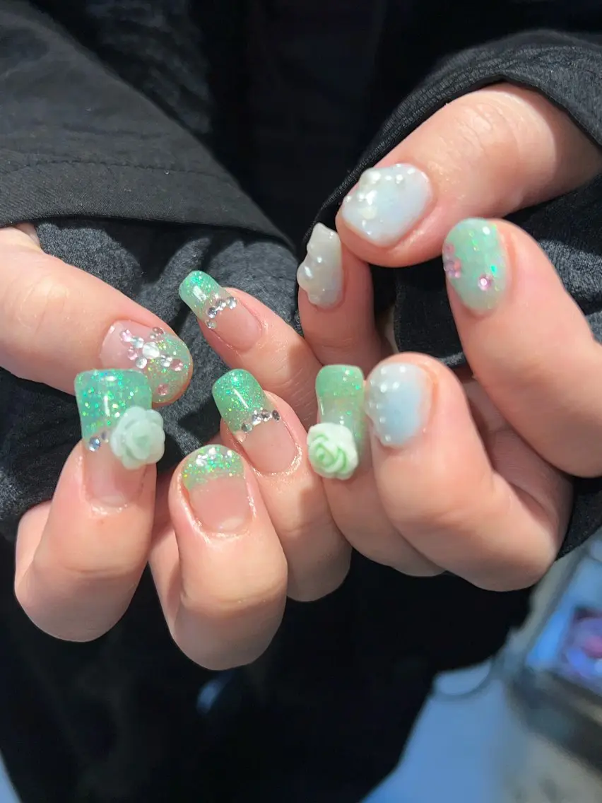 ネイル ハンドネイル Hata nail 🎀個性派ニュアンスのネイルデザイン