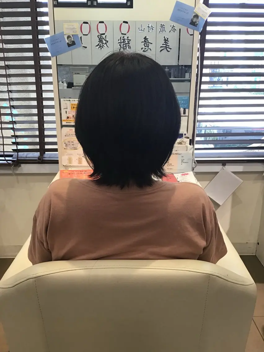 ショート 外ハネヘア jouir_ yukiのヘアスタイル