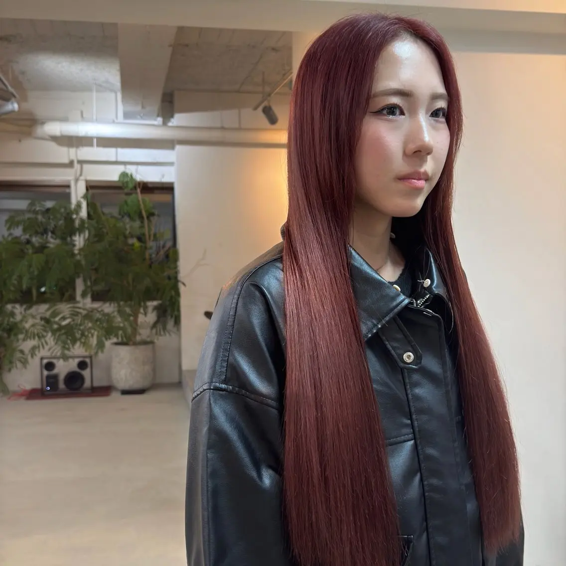 ロング カラー ブリーチ ピンクカラー マツウラ サキミのヘアスタイル