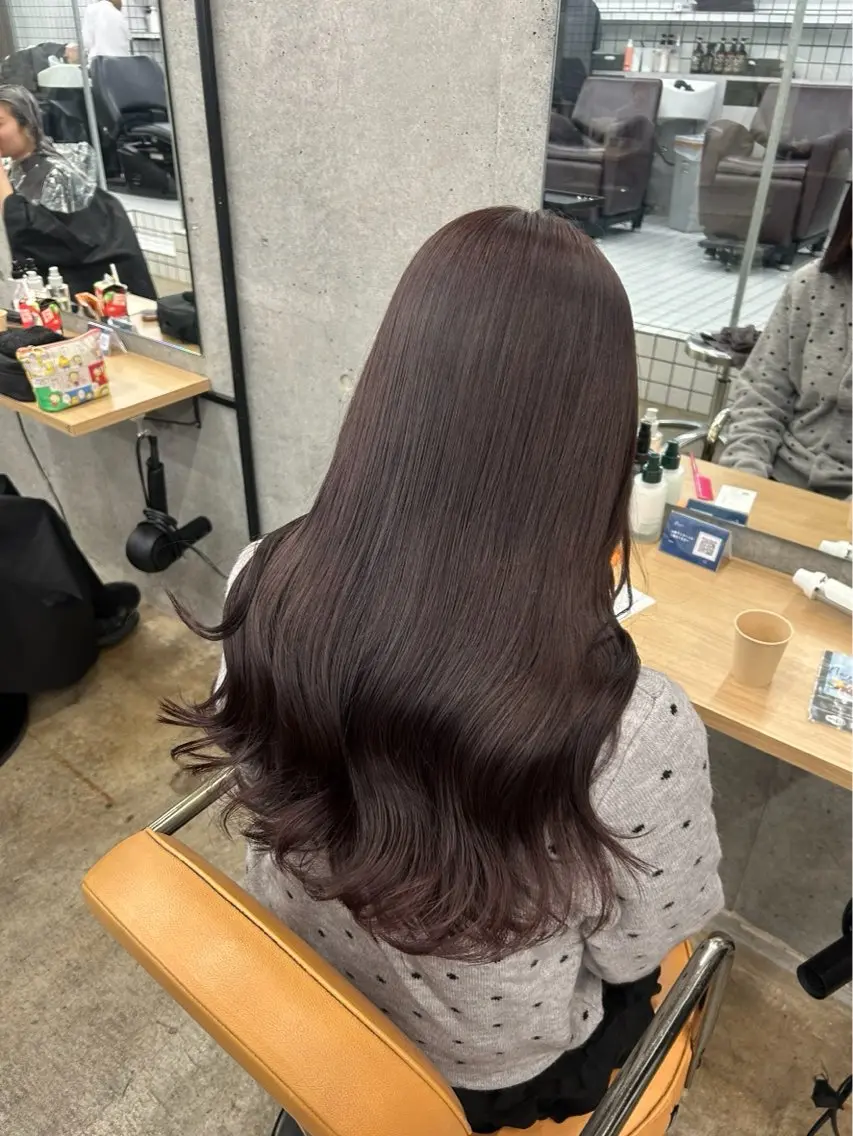ロング カラー 市原 知世のヘアスタイル