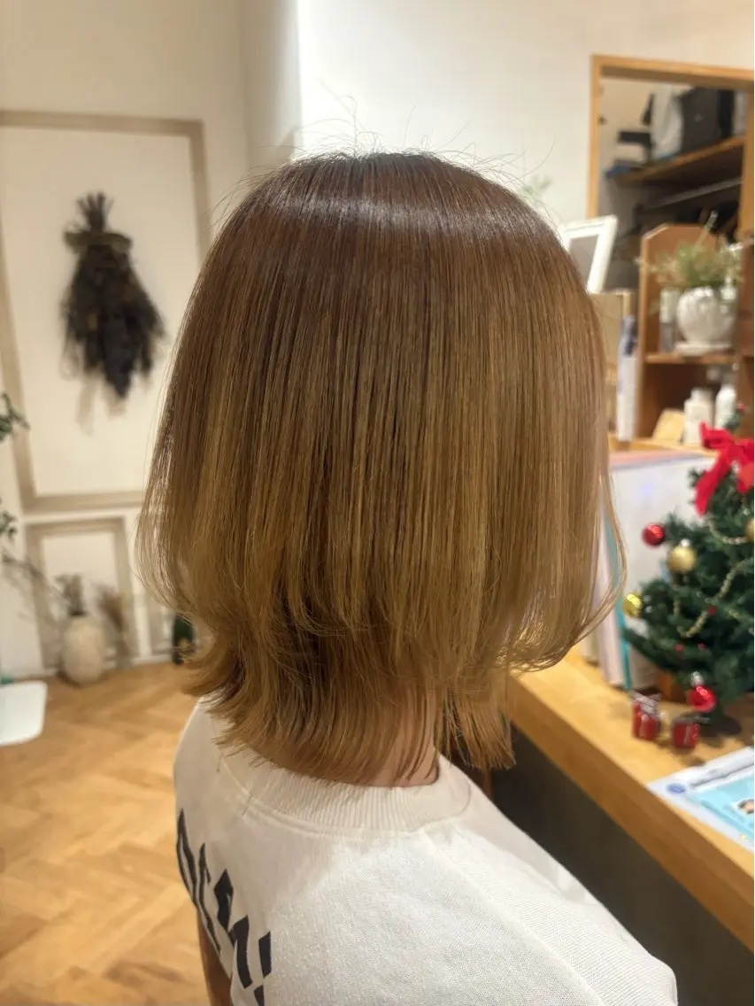 ミディアム カット merc.谷本 澪のヘアスタイル