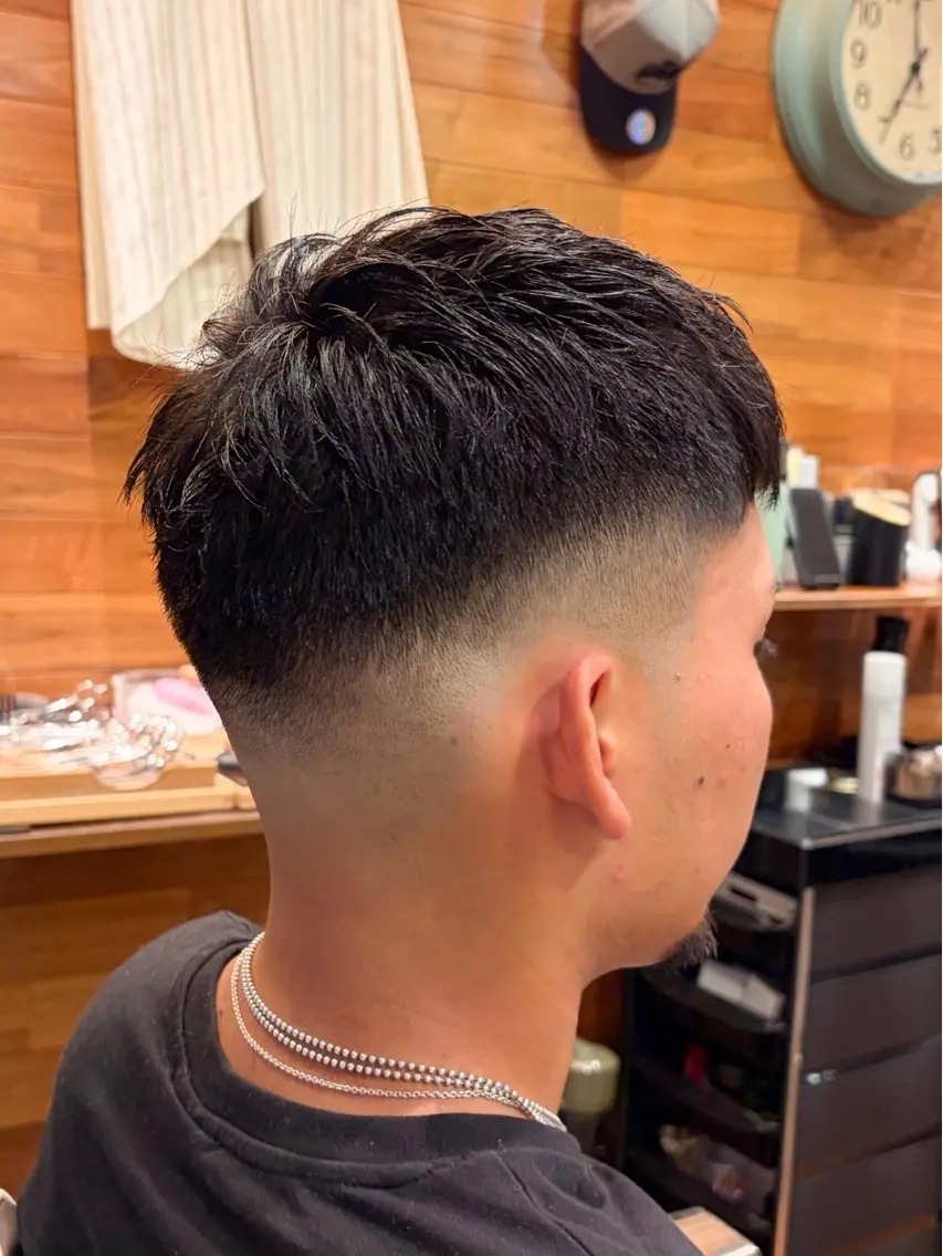 ショート メンズ フェードカット スキンフェード カット 三宮メンズカット ヨシイッキのヘアスタイル