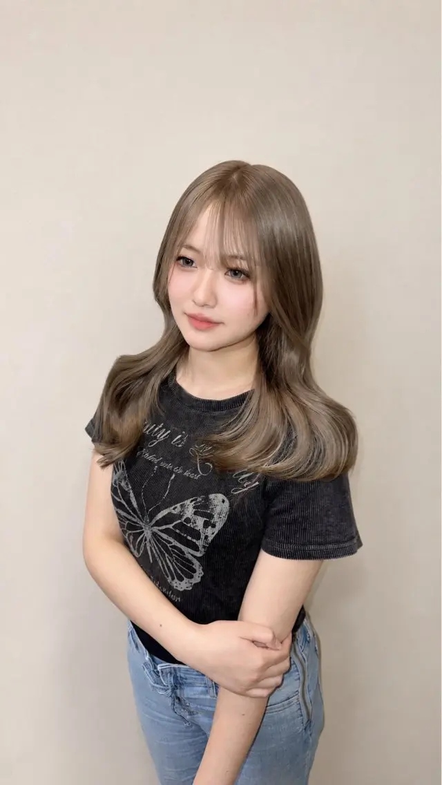 ロング ヘアカラー moremuu 舞桜🤍🫧のヘアスタイル