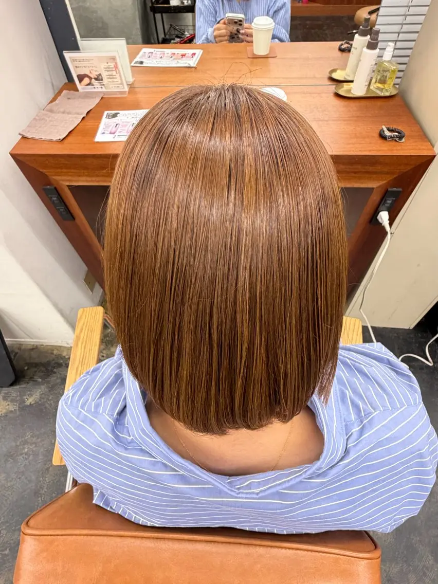 ミディアム カラー 宮原 しおりのヘアスタイル
