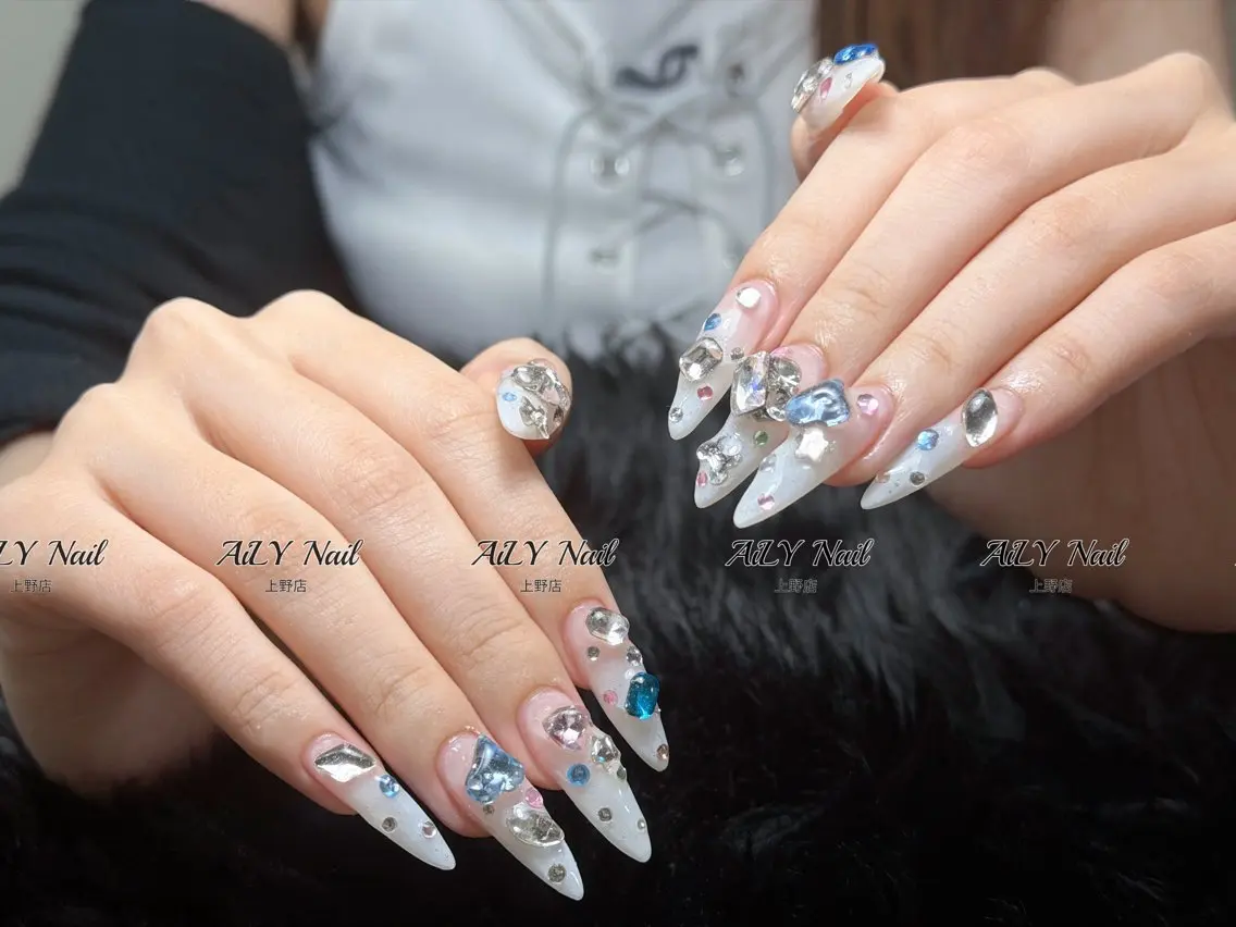 ネイル アートネイル ジェルネイル マグネットネイル ニュアンスネイル シンプルネイル ハンドネイル AiLy Nail 上野店のネイルデザイン