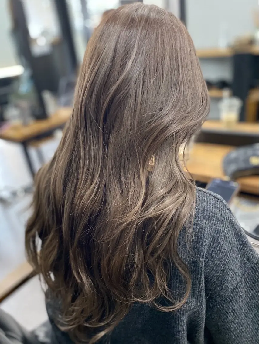 ロング カラー ヘアカラー トリートメント せ なのヘアスタイル