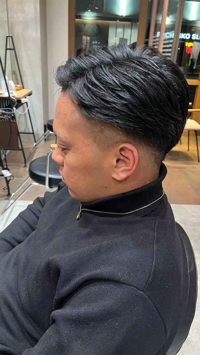メンズ 刈り上げ 赤み消し艶カラー🍒 髪質改善　KAIのヘアスタイル