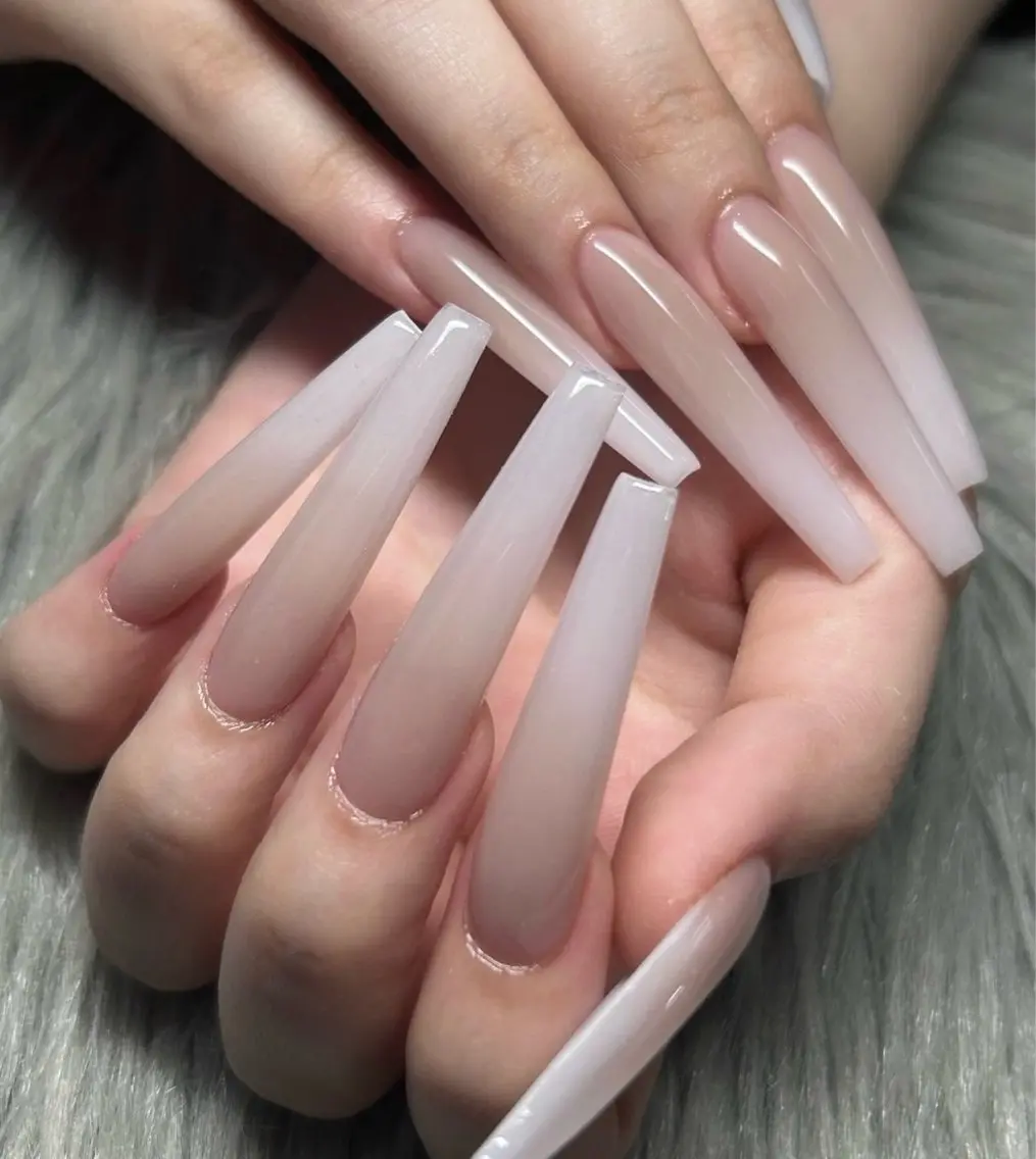 ネイル チークネイル 長さ出し フラッシュネイル フレンチネイル グラデーション ハンドネイル Lenie Nail Salonのネイルデザイン