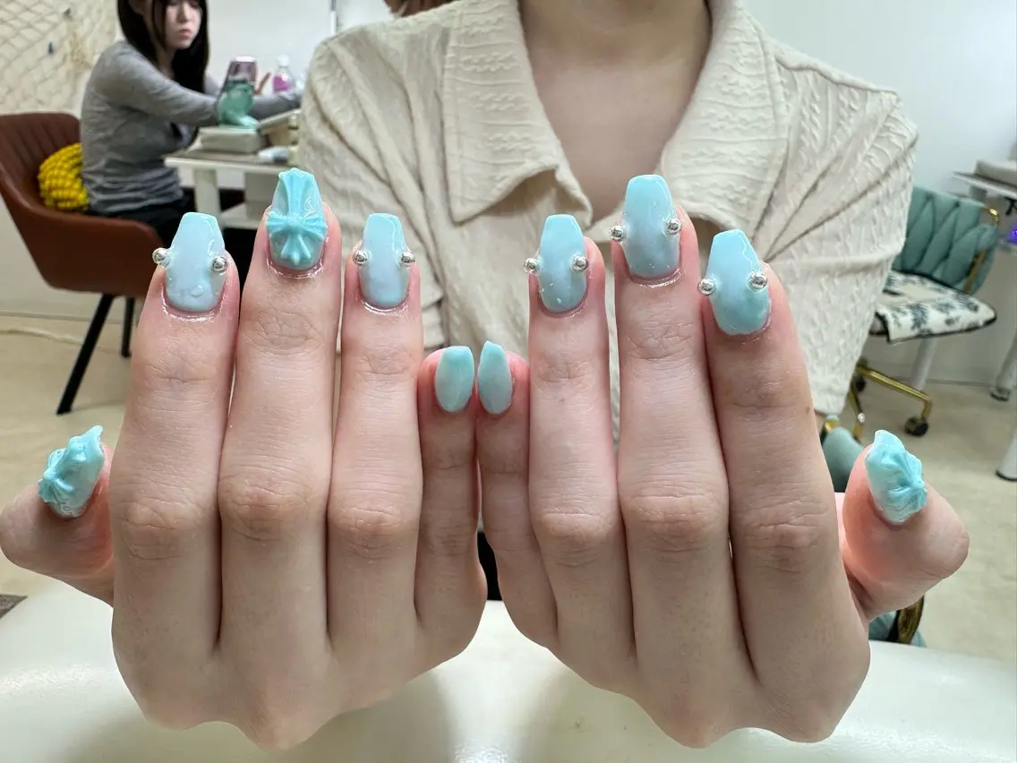 ネイル EMI NAILSのネイルデザイン