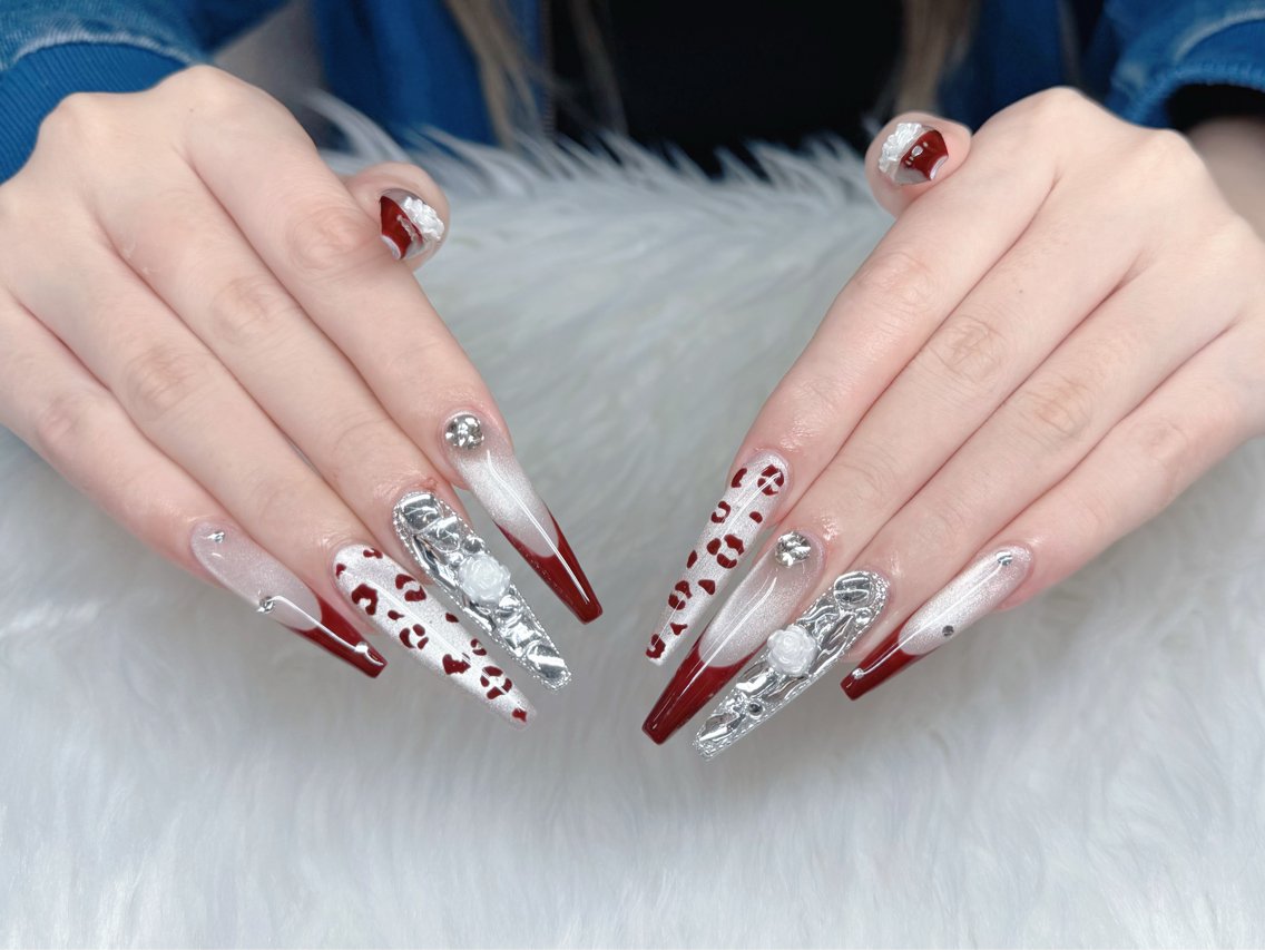 ネイル アートネイル 韓国ネイル ロングネイル 持ち込み スカルプネイル ハンドネイル GOHOUBI Nail 心斎橋店のネイルデザイン
