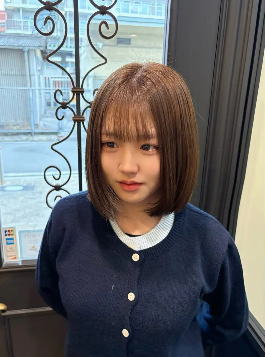 ミディアム カラー ヘアカラー しおり🍬 KOKORO🤍のヘアスタイル