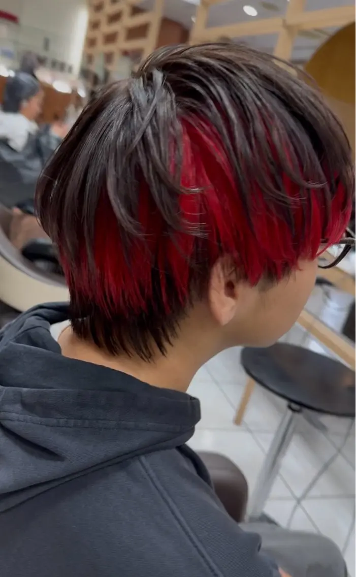カット＋インナーカラー＋トリートメントの写真