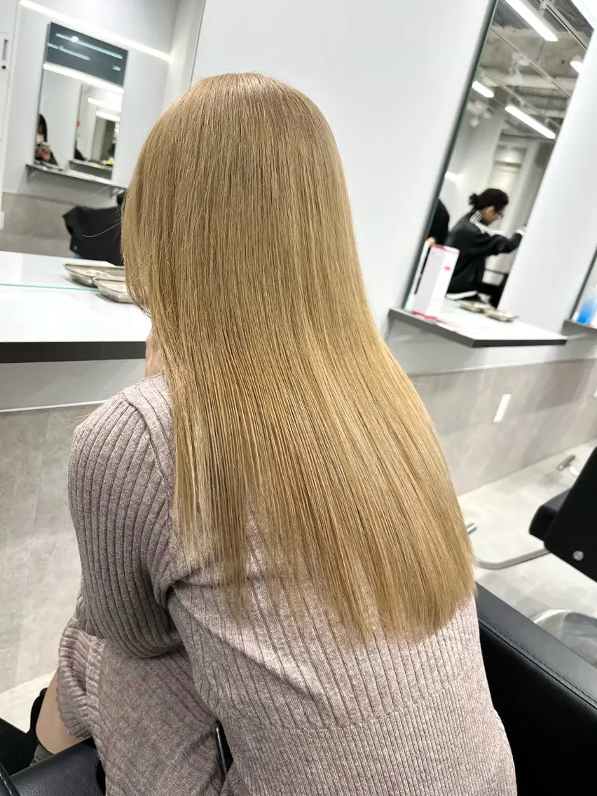 【博多エリア最安値ブリーチ⭐️】ダブルカラー+トリートメントの写真