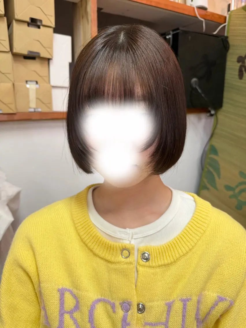 ショート ボブレイヤー ボブ 顔まわりレイヤー 顔周りカット レイヤーカット カット 川本 葵のヘアスタイル