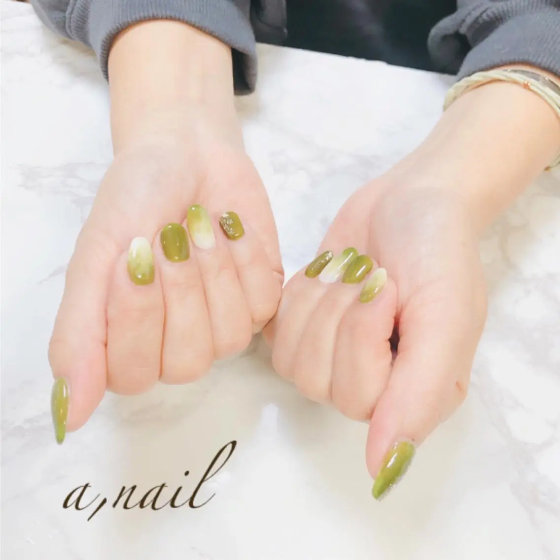 ネイル アートネイル フットネイル ジェルネイル グラデーション ニュアンスネイル ハンドネイル ネイルサロン エーネイルのネイルデザイン
