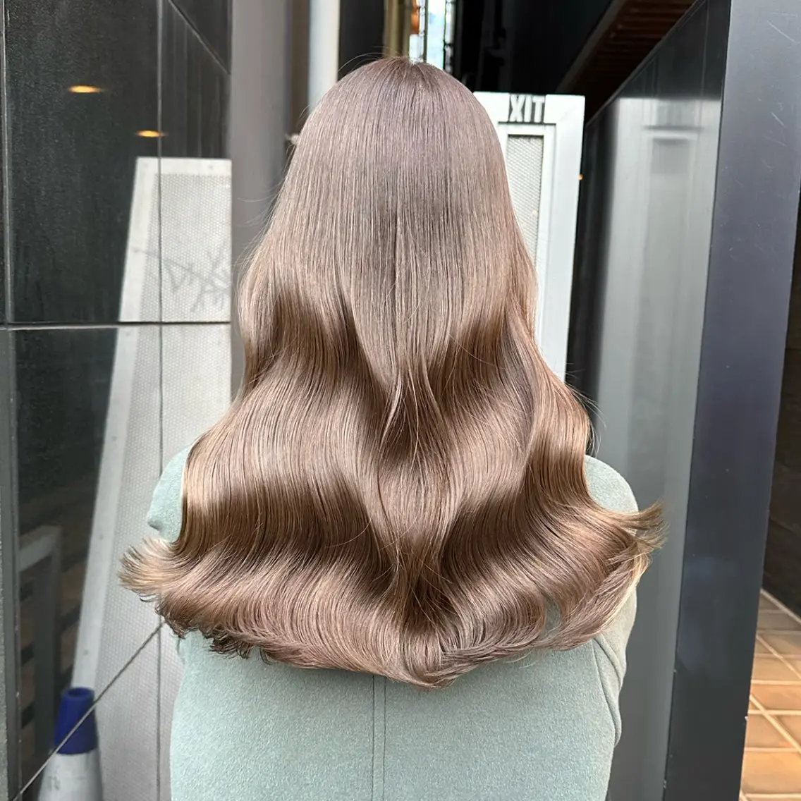 ロング カラー ヘアカラー 山内 直英のヘアスタイル
