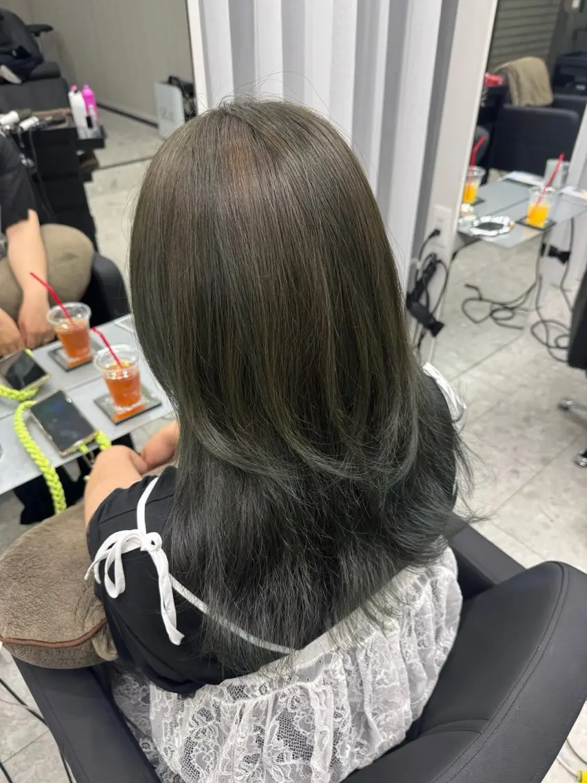 カラー りこ / 透明感カラー🎀🫧のヘアスタイル