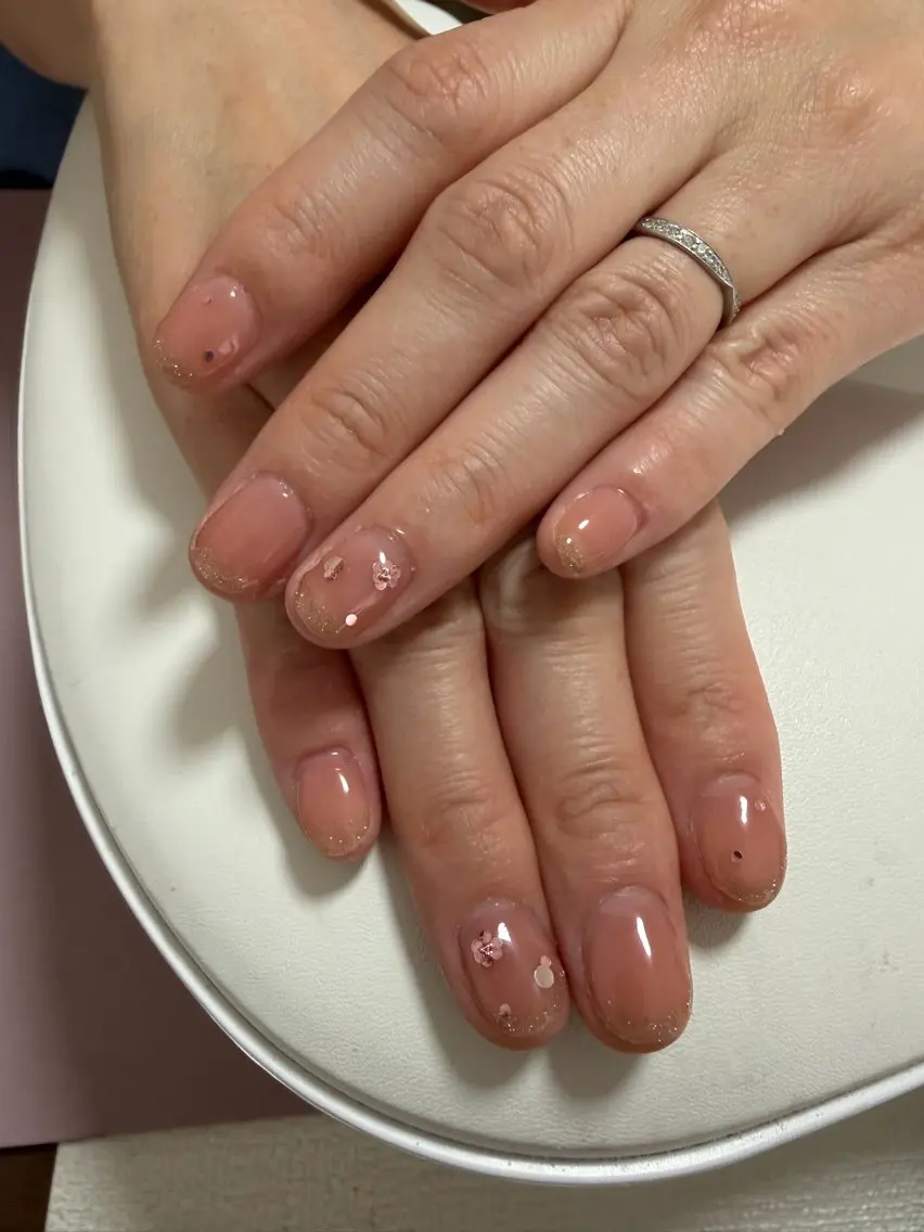 ネイル オフィスネイル Tane💅 Eriのネイルデザイン