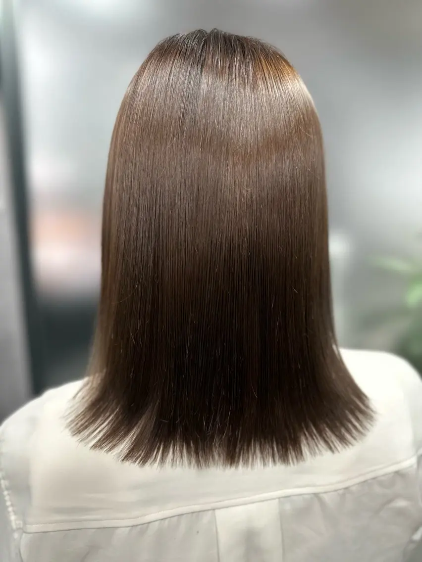 ミディアム 髪質改善 トリートメント カット トリートメント 岩崎 恵実のヘアスタイル