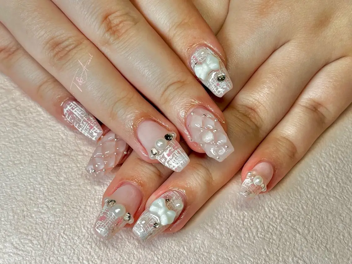 ネイル 長さ出し ジェルネイル キラキラネイル リボン スカルプネイル T&A nailのネイルデザイン