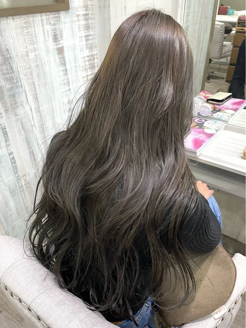 ロング ネモトメイナ🌿 今月末で退職しますのヘアスタイル