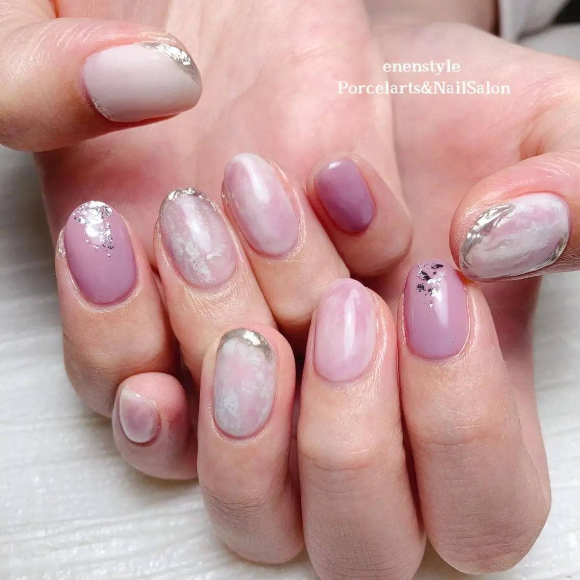 ミディアム ネイル 🐾enen style 🐾のネイルデザイン