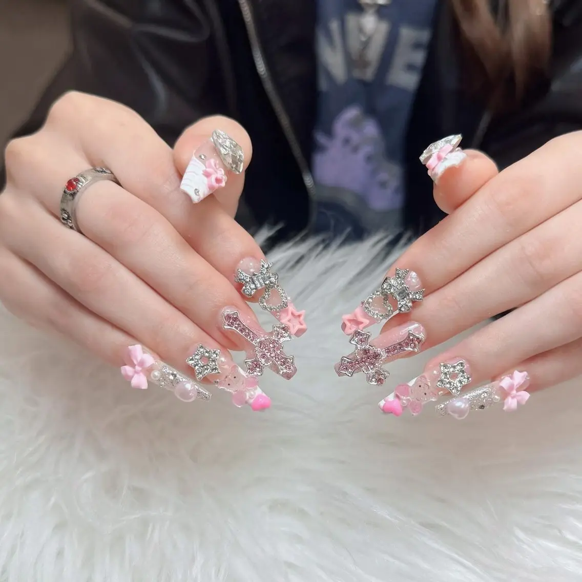 ネイル ジェルネイル 韓国ネイル マグネットネイル ネイルチップ 冬ネイル Lenie Nail Salonのネイルデザイン