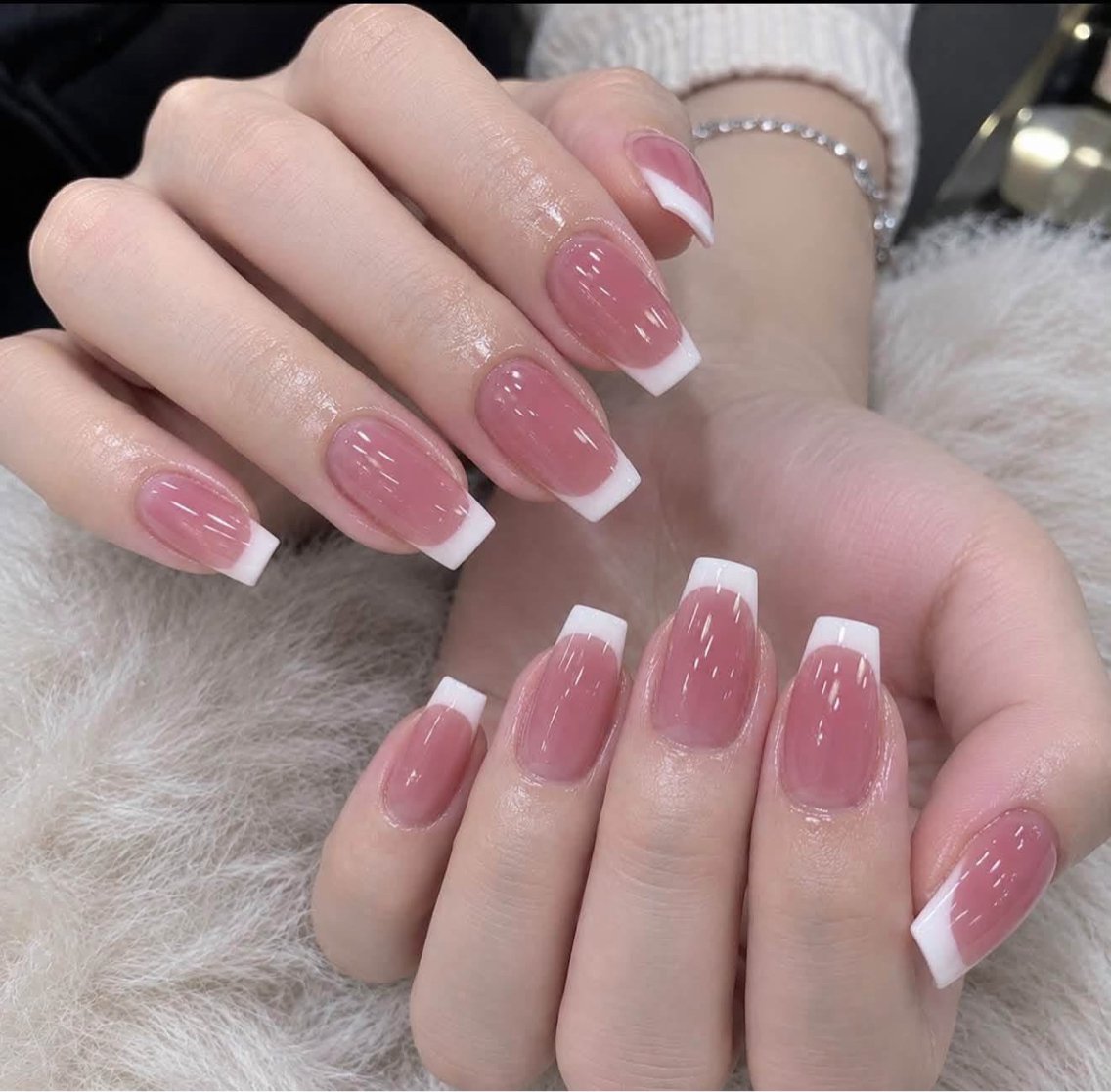 ネイル 長さ出し キラキラネイル 韓国ネイル ロングネイル 持ち込み ハンドネイル ハンドケア CHIBI NAIL SALON 船橋のネイルデザイン