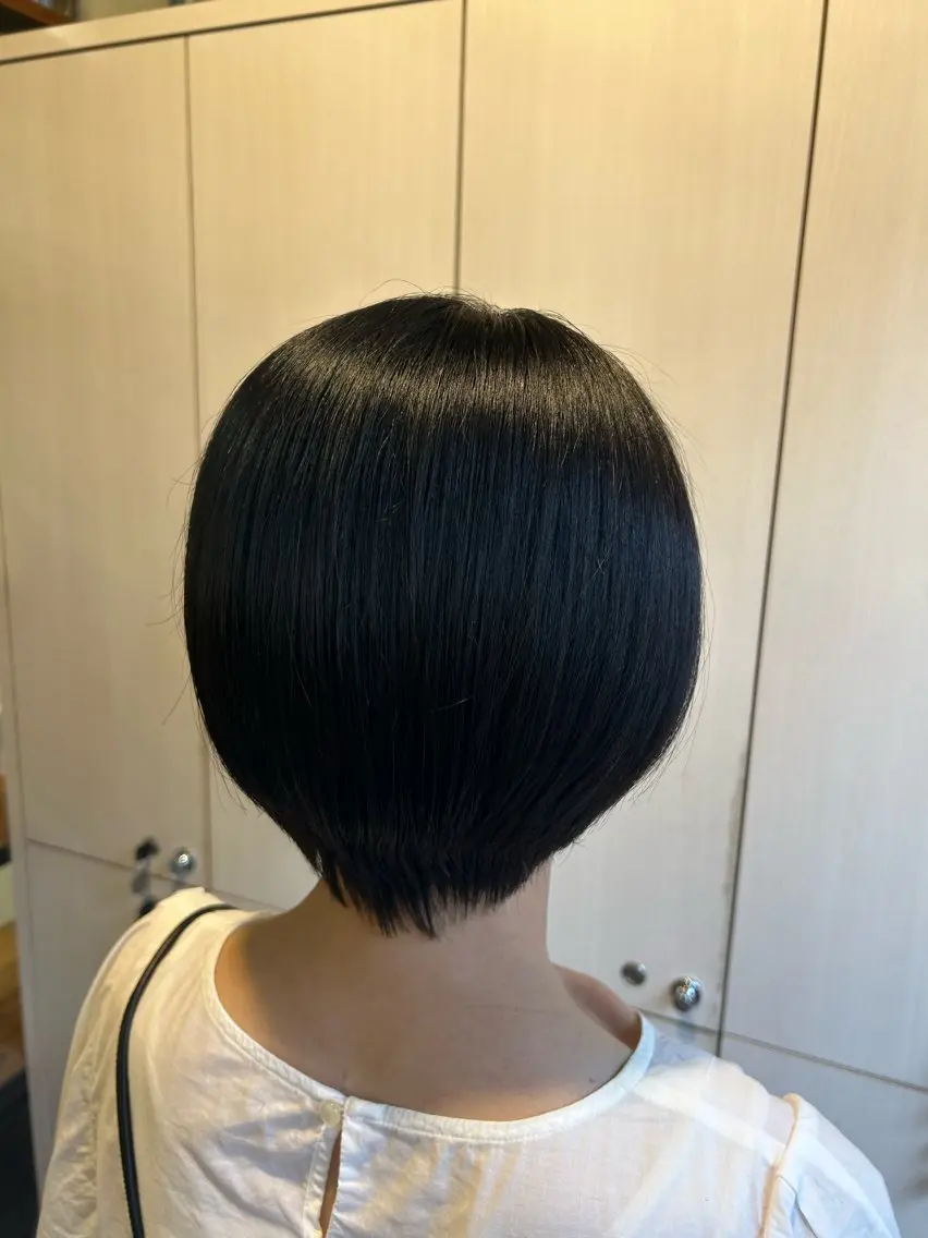 ショート やなぎさわ はるなのヘアスタイル