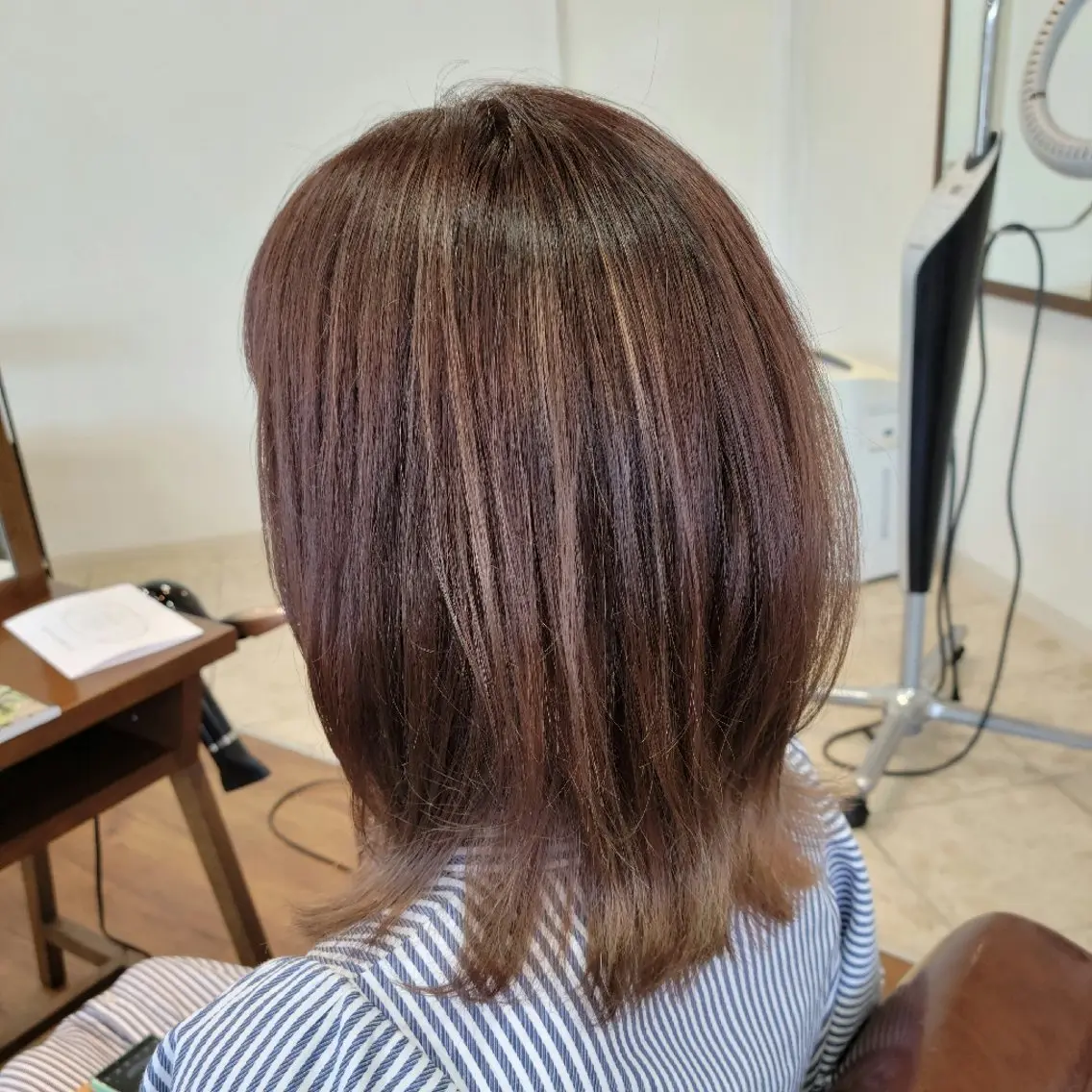 ミディアム 中川 秀明のヘアスタイル