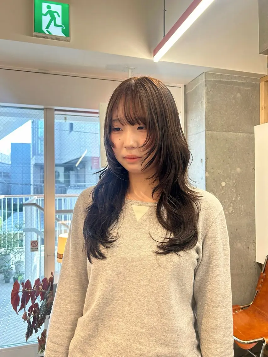 ロング カラー ブラウンカラー レイヤーカット カット ヘアカラー トリートメント ラフで可愛いヘア 🐈⬛Rukaのヘアスタイル