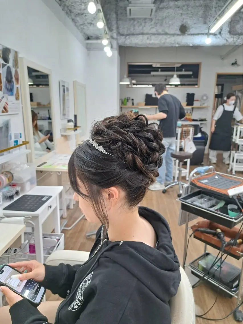 ロング お団子ヘア ヘアセット GLOSS 心斎橋 山上のヘアスタイル