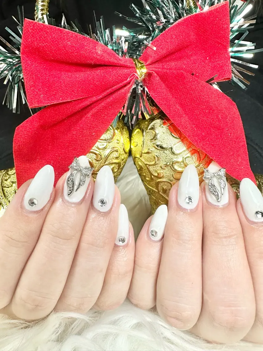 ネイル マットネイル リボン ホワイト abuuuuu nailsのネイルデザイン