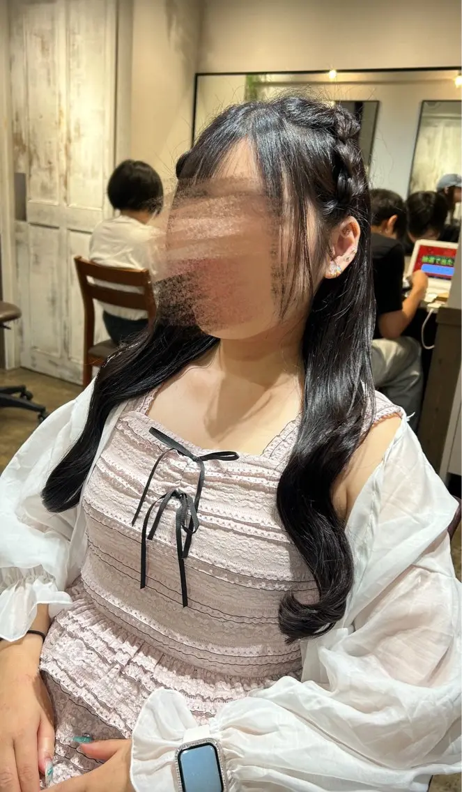 顔周りカット+ヘアアレンジ超お得クーポン🉐【パーティーヘアセット🪅🎉】つけたいヘアアクセはお持ち込みください♪の写真