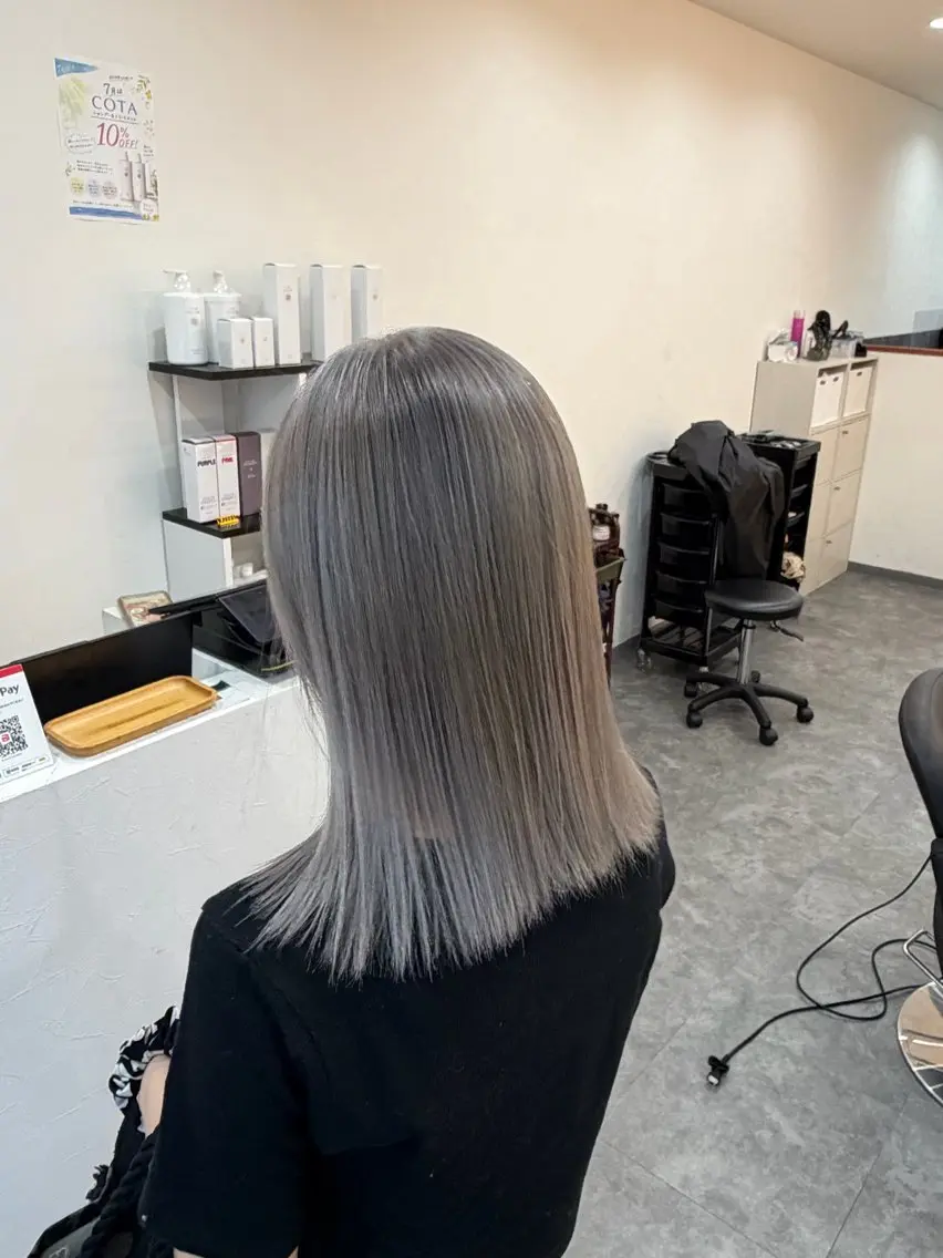 セミロング カラー ヘアアレンジ グレージュ ヘアカラー 郡山/透明感カラー /馬場アンドレアのヘアスタイル