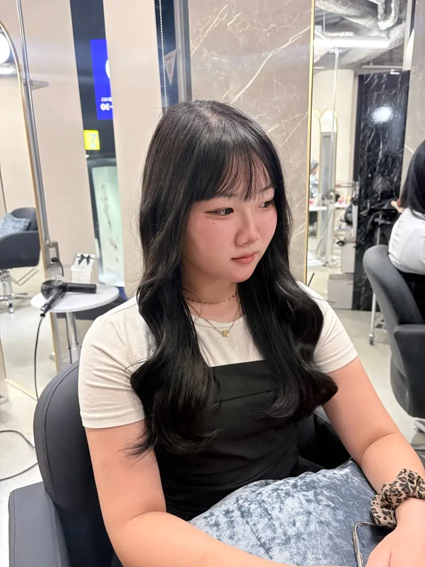 ロング ヘアカラー 梅田/すずか 透明感カラー🫧のヘアスタイル