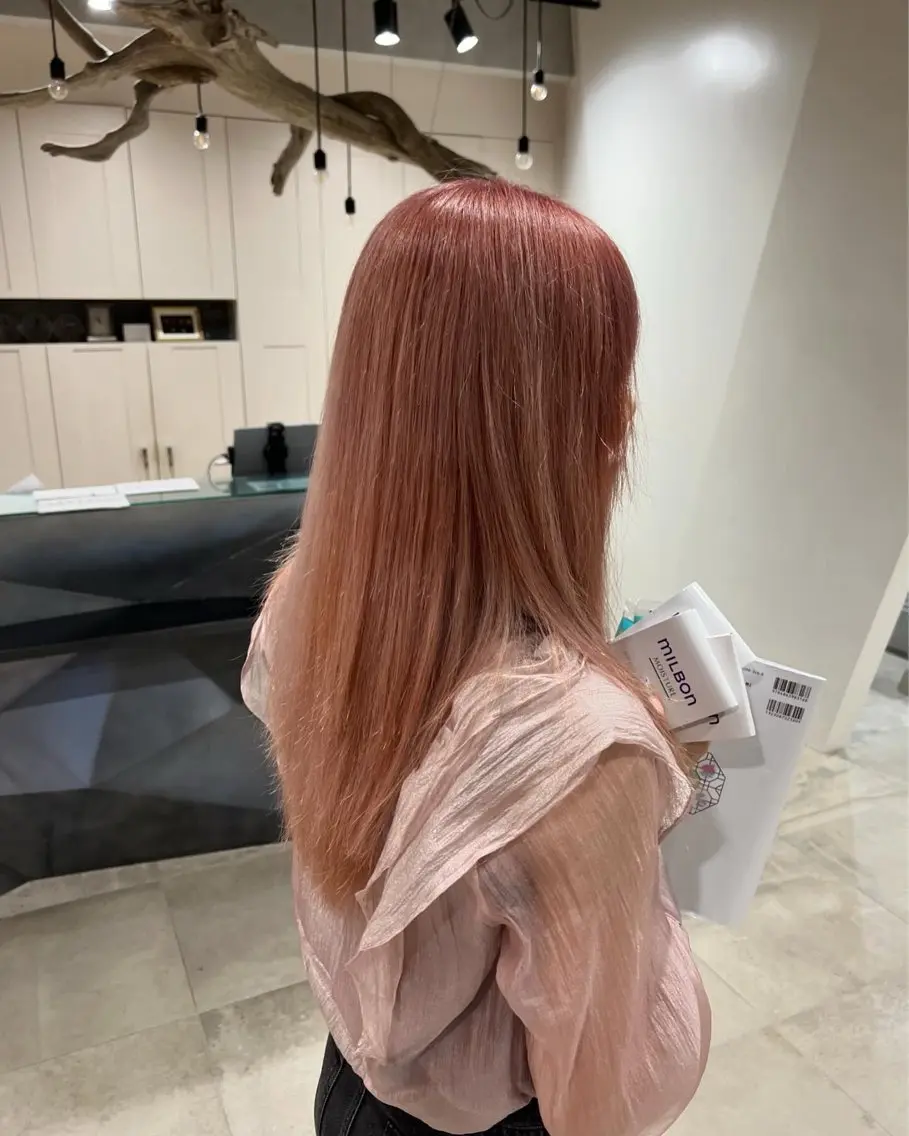 ロング カラー 門石 一栞のヘアスタイル