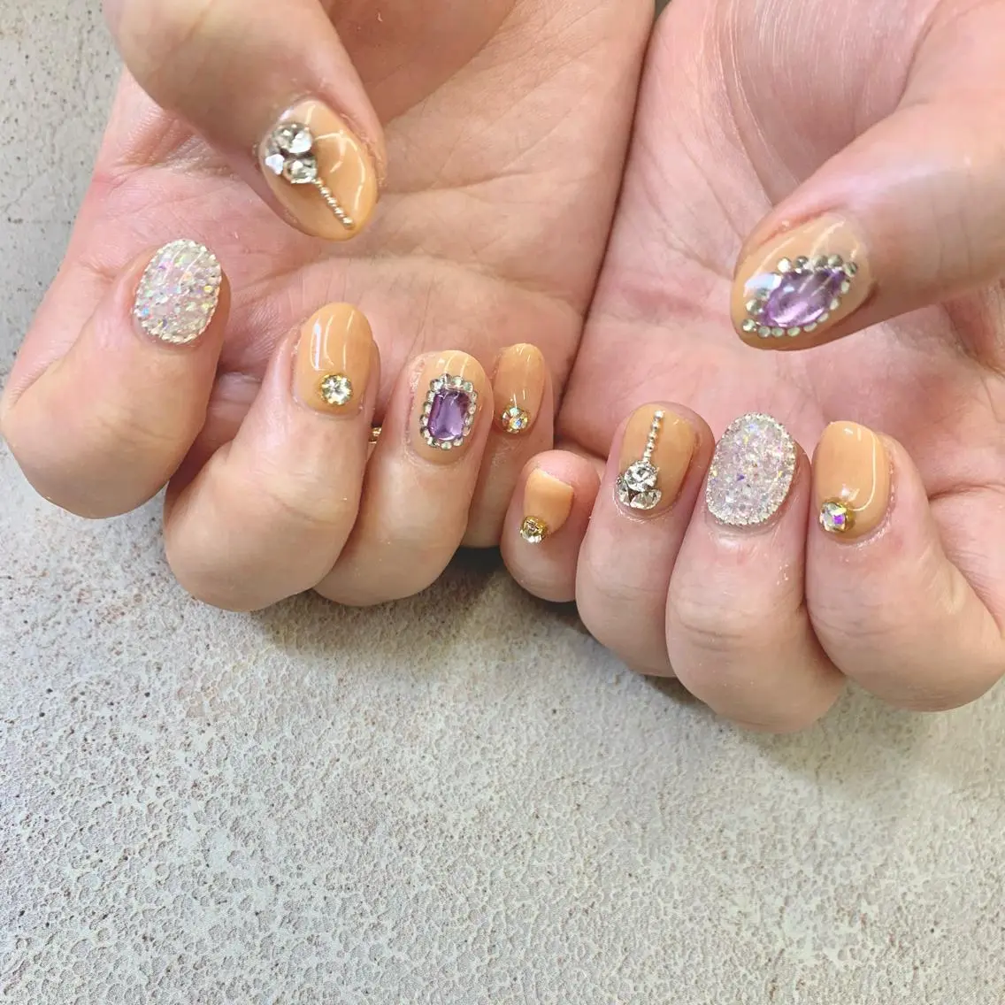 ネイル オーロラネイル ハンドネイル nailsalon -Lien-のネイルデザイン