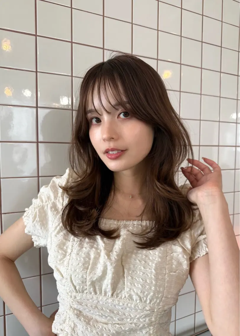 ミディアム カラー カット ヘアカラー トリートメント TRENCH 相澤 果歩のヘアスタイル