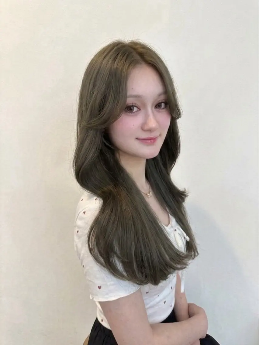 ロング カラー 透明感カラー 似合わせカット ヘアカラー トリートメント 🎀りな🎀透明感 カラー特化大宮のヘアスタイル